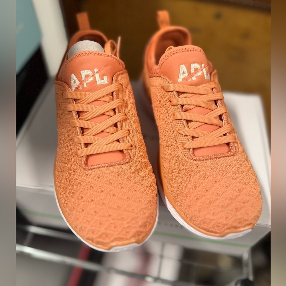 NIB APL Athletic Propulsion Laboratory Techloom Phantom Sneaker Shoe SZ 6 Tennis